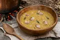Québécois pea soup