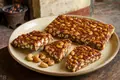 Cashew brittle